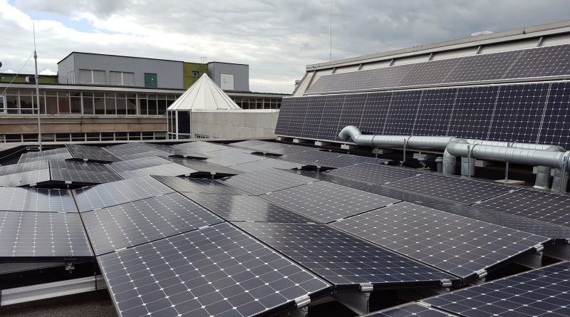 solar-panels-photovoltaic-rooftop-PV-germany-net-zero-passiv-haus