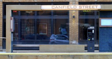 canfield-street-detroit-qline-ddot-bus-service-stop-woodward