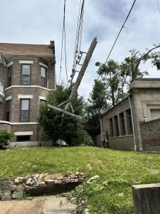 storm damage st. louis tornado